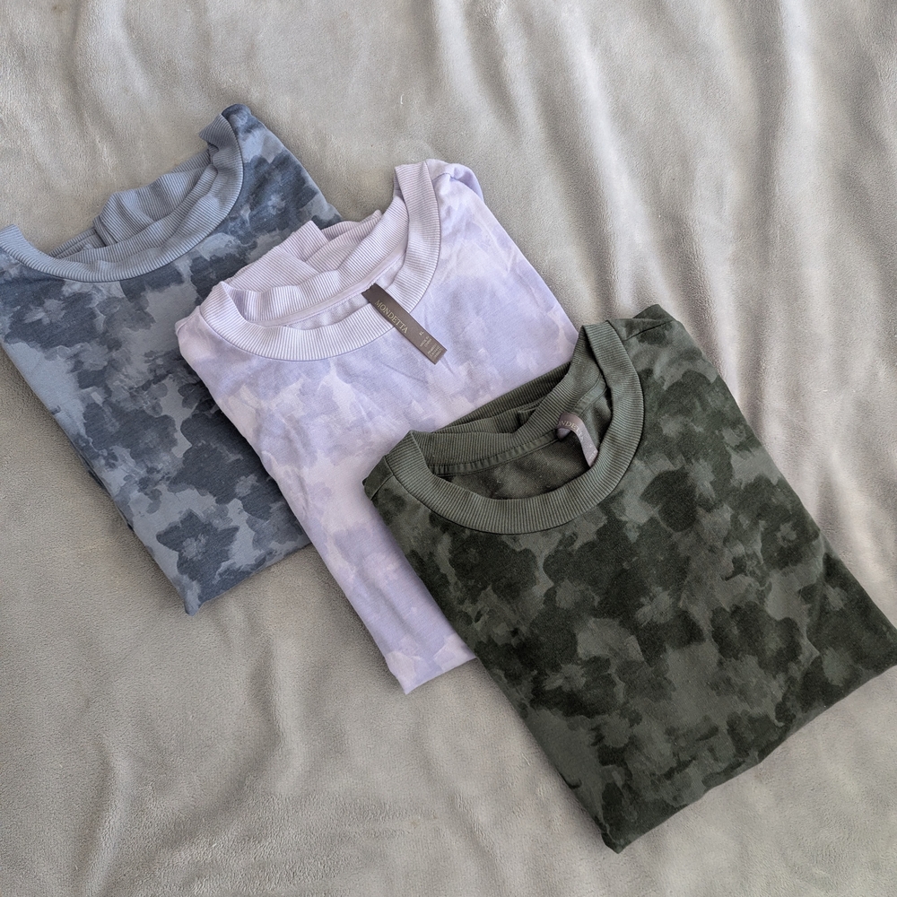 Mondetta Women's Camouflage Long Sleeve Tees - Blue, White, Green